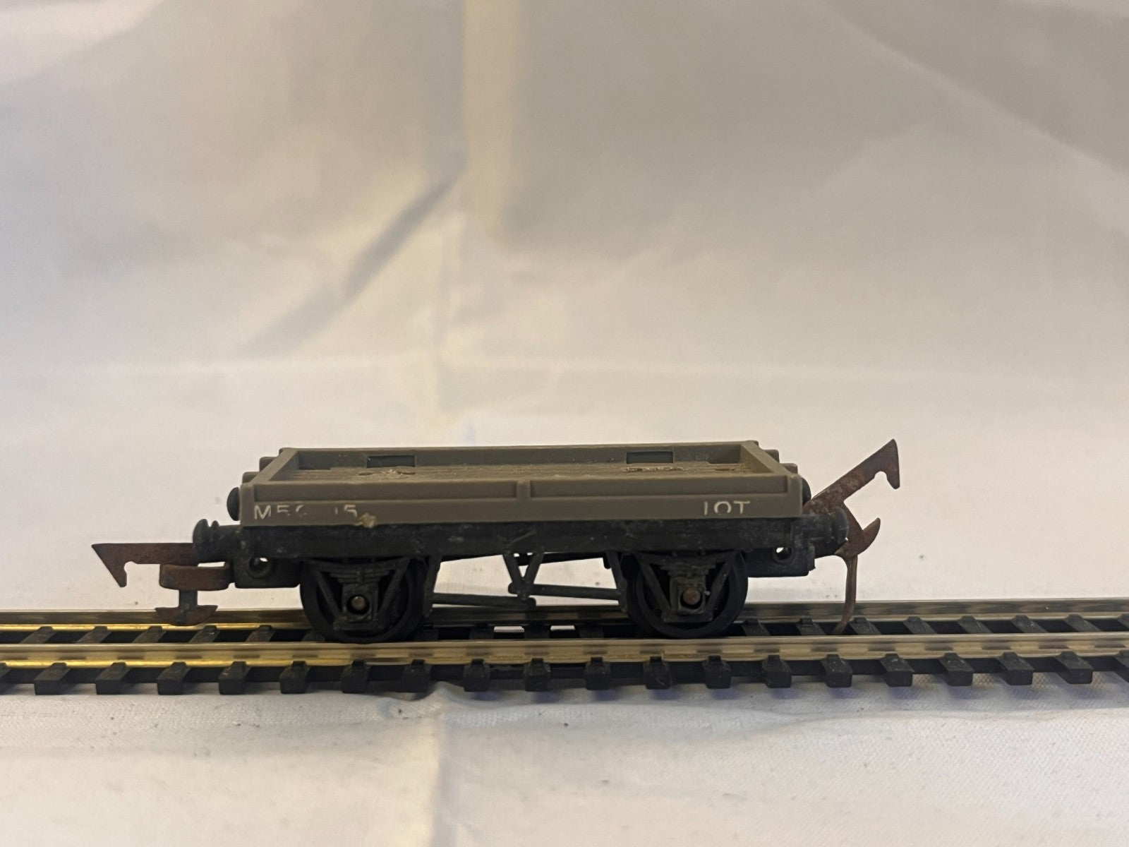 Tri-ang Railways R17/18 OO Gauge Bolster Wagon