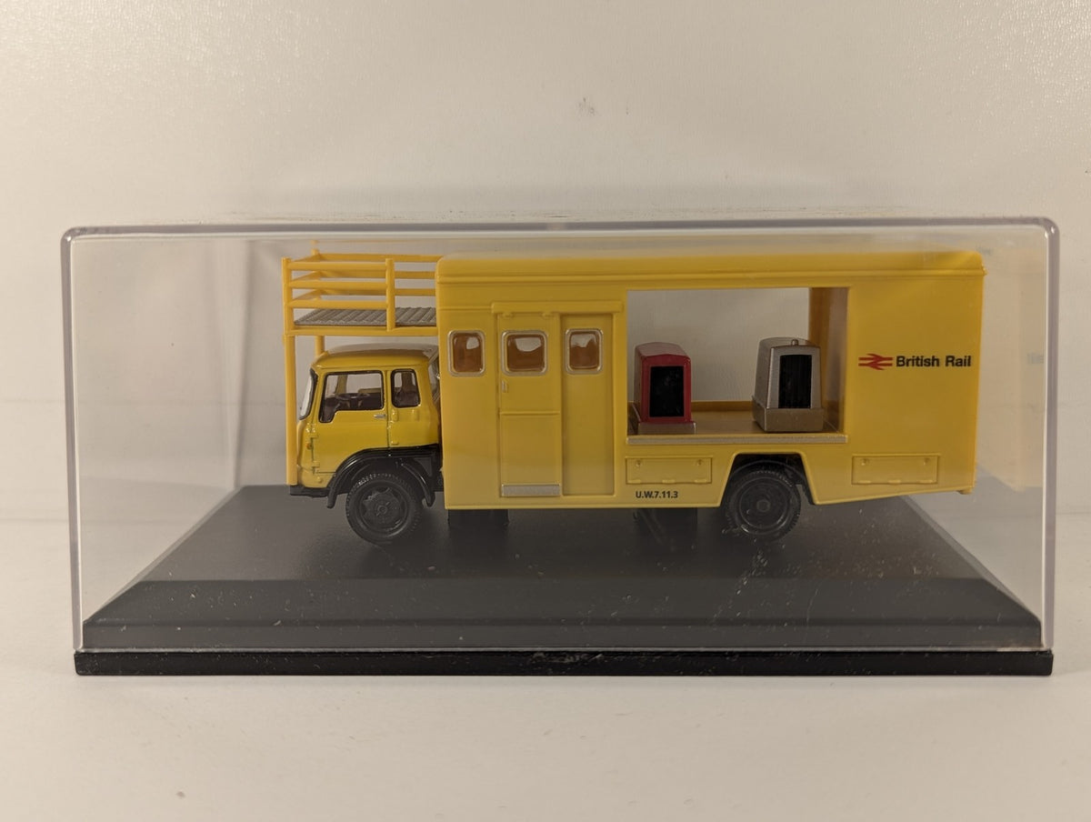 Oxford Diecast OO Gauge Bedford TK Emergency Bridging Unit - Open