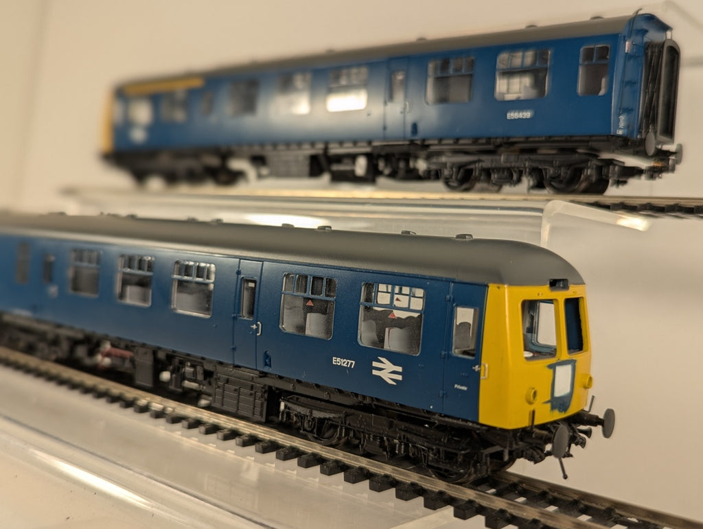 Bachmann Branchline 31-325DC BR Class 105 2-Car DMU DCC Ready OO Gauge - Boxed