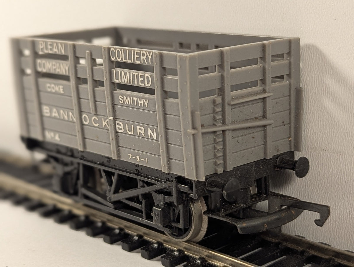 Hornby OO Gauge Plean Colliery Coke Wagon Goods Wagon 4 Plean Colliery Grey R105