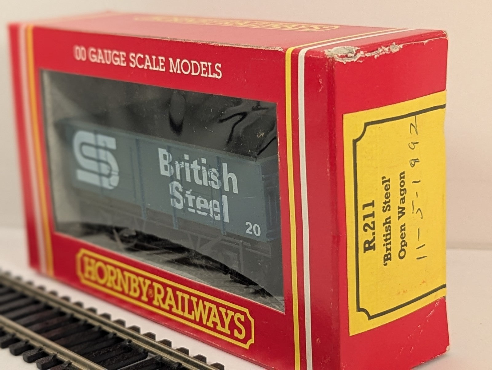 Hornby R211 OO Gauge British Steel Open Wagon 20