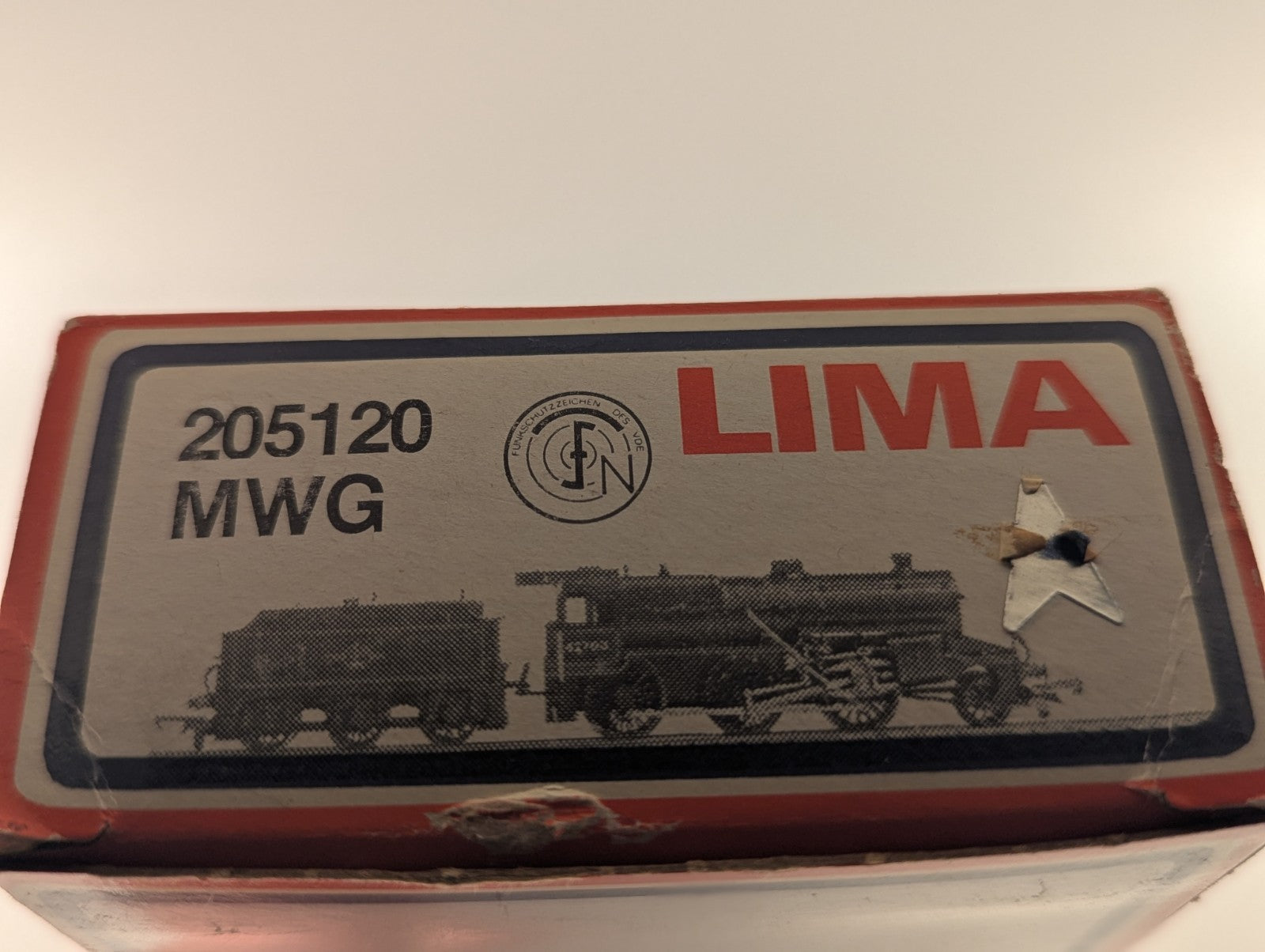 Lima OO Gauge Hughes Crab 2-6-0 Steam Locomotive 42700 BR Lined Black