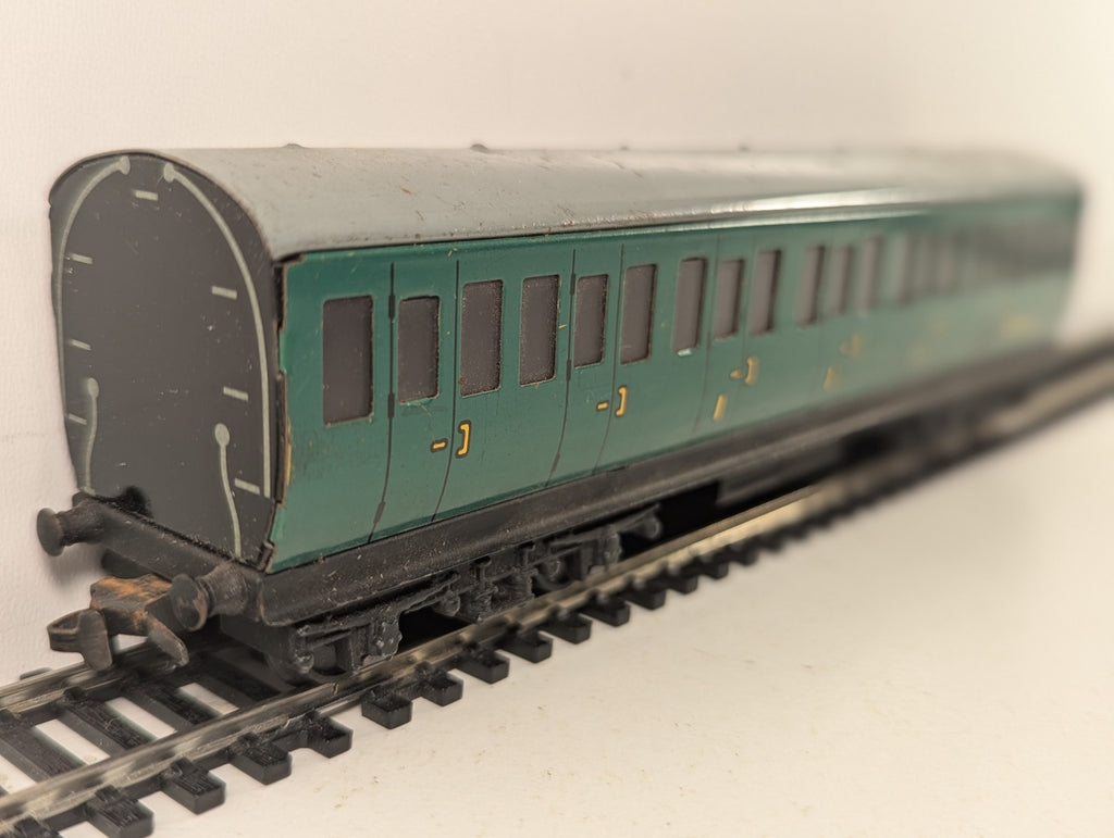 Hornby Dublo OO Gauge BR Southern Suburban Composite Coach Passenger