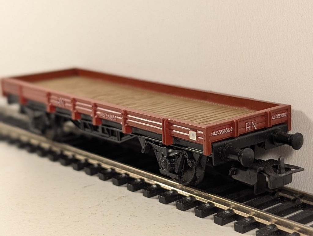 Electrotren HO Gauge RN Low Sided Wagon Goods Wagon MEV 351601 Brown
