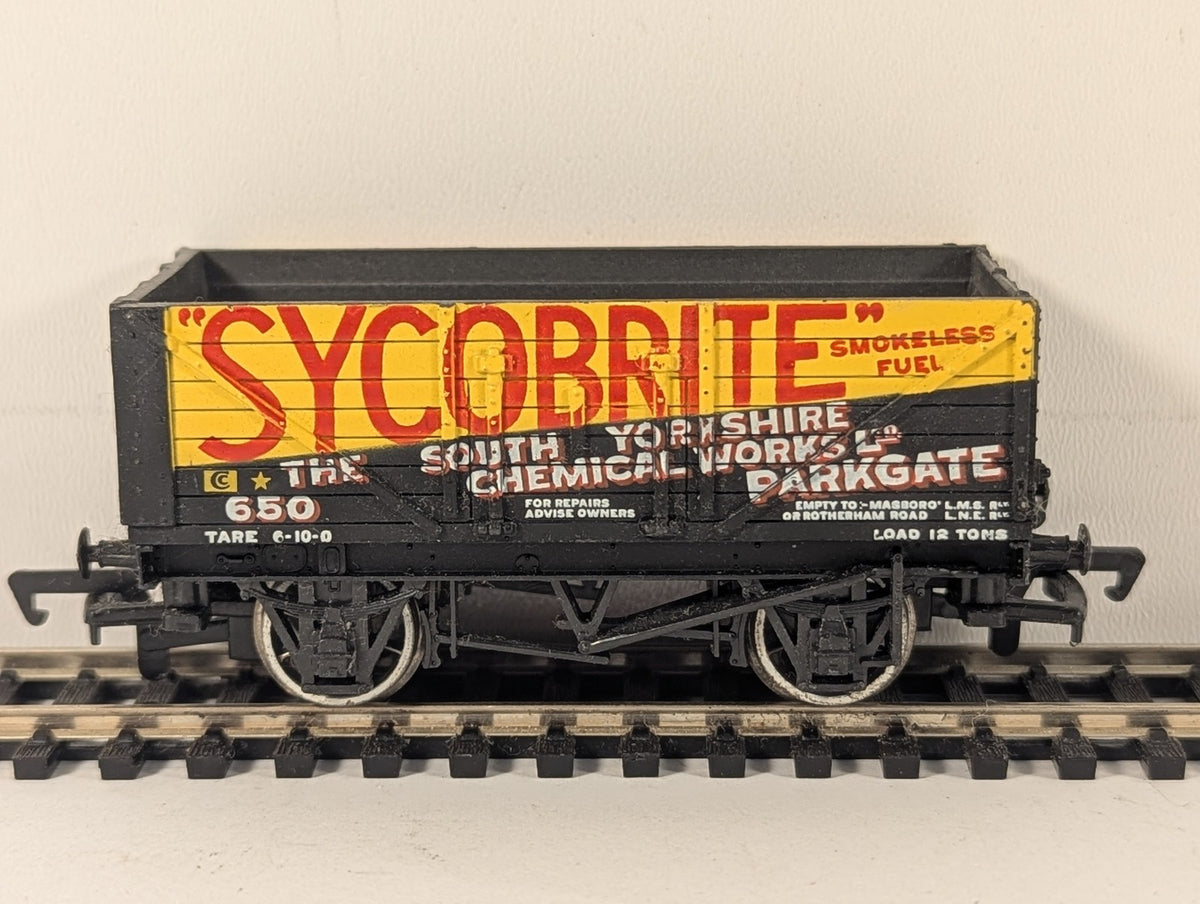 Bachmann OO Gauge 7 Plank Wagon 'Sycobrite' Goods Wagon 650