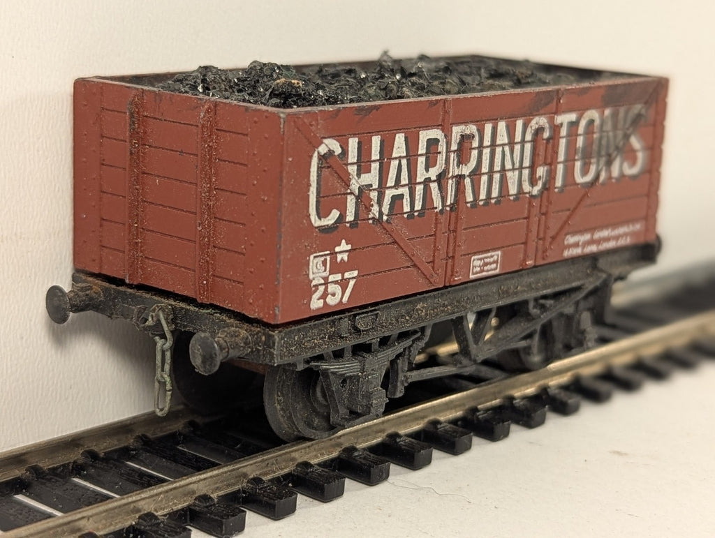 British Trix OO Gauge Charringtons 7-Plank Open Wagon 257 5001