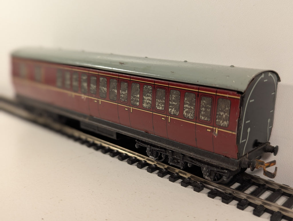Hornby Dublo OO Gauge Tinplate BR Mk1 Suburban Brake Coach Maroon