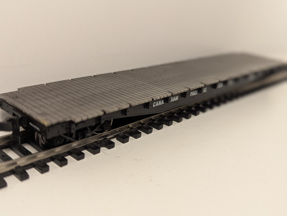 Bachmann HO Gauge Canadian Pacific Bulkhead Flatcar