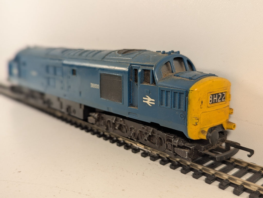 Hornby  R751 Class 37 Diesel Locomotive D6830 BR Blue