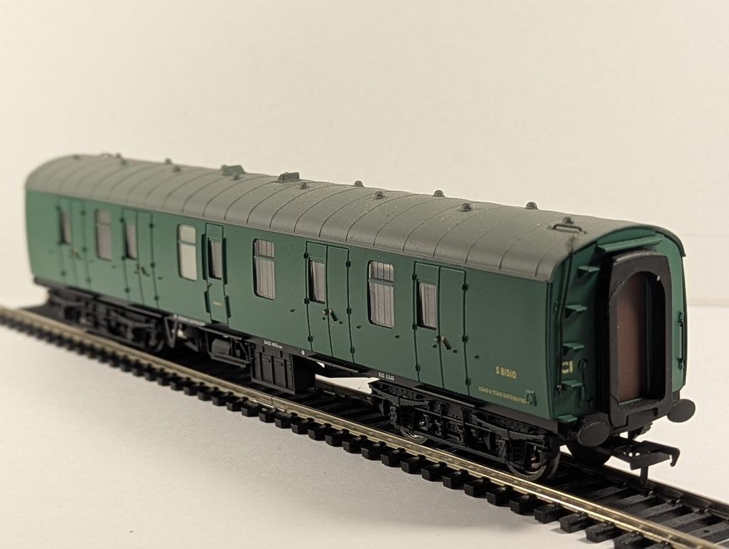 Bachmann OO Gauge BR Mk1 Full Brake BG Passenger Coach S81510 BR Southern Green