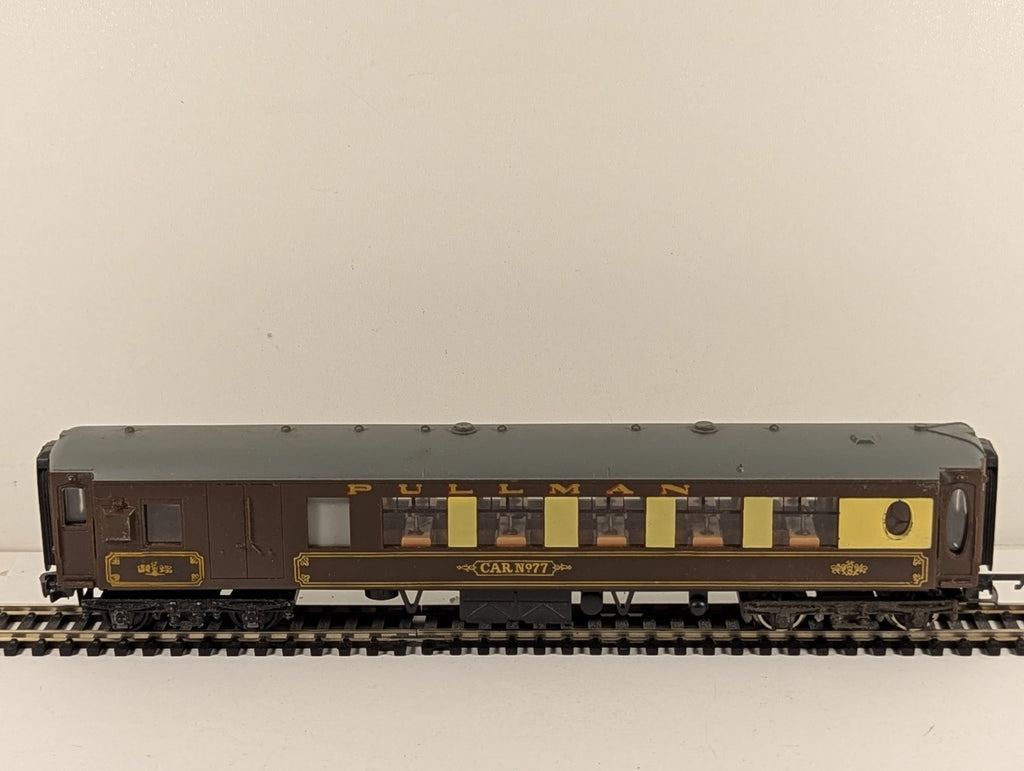 Wrenn Pullman Brake 2nd Coach No.77 OO Gauge