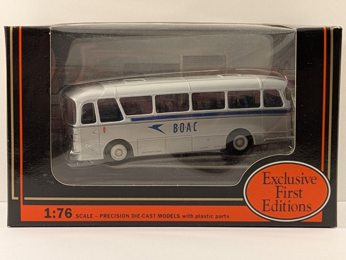 EFE 12306DL Harrington Grenadier Bus – B.O.A.C. Livery – OO / 1:76 Scale