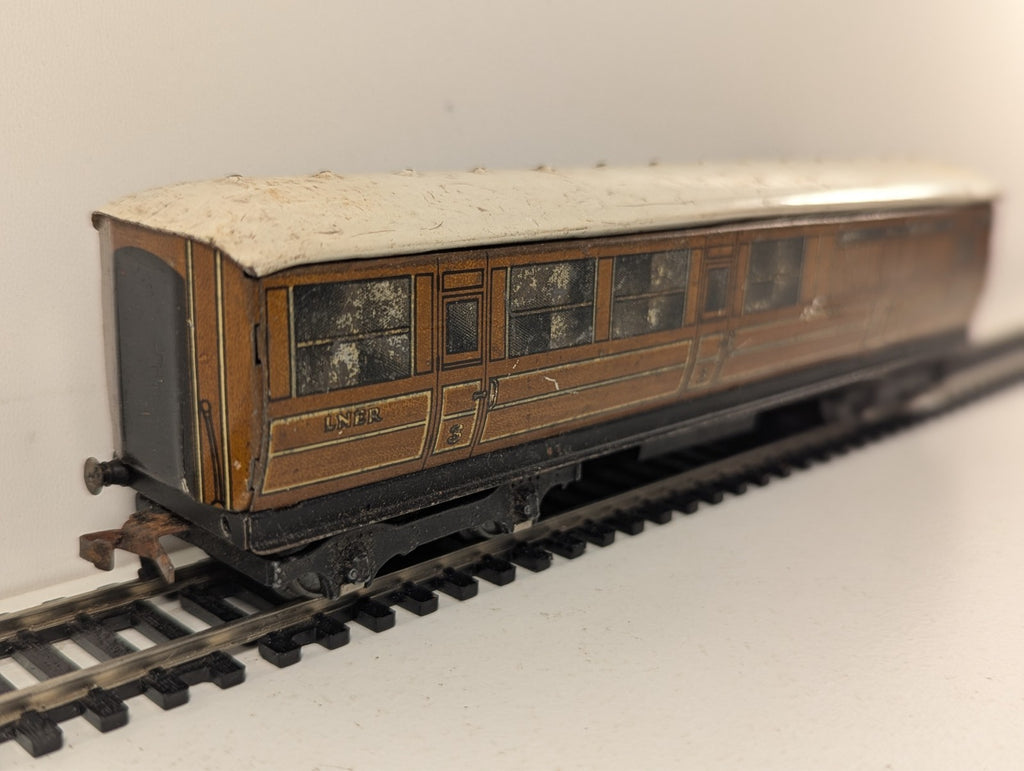 Hornby Dublo OO Gauge LNER Teak Brake Third Coach