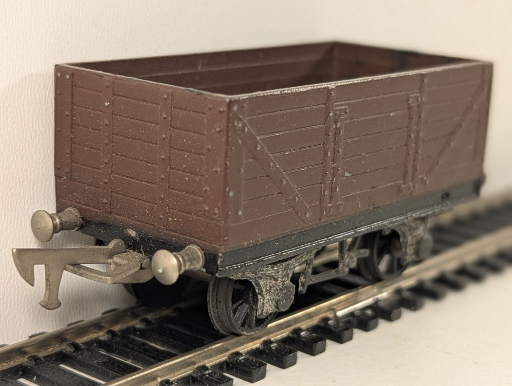 Graham Farish 5 Plank Wagon BR Brown