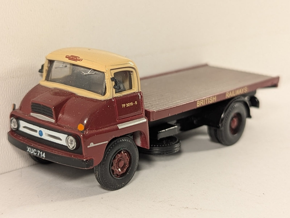 Base Toys OO Gauge Ford Thames ET6 Flatbed Road Vehicle 7F 3019-S