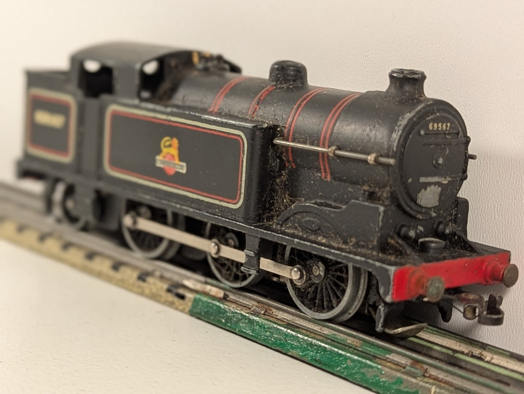 Hornby Dublo EDL17 0-6-2 Tank Locomotive 69567 – 3 Rail – Poor Runner – OO Gauge