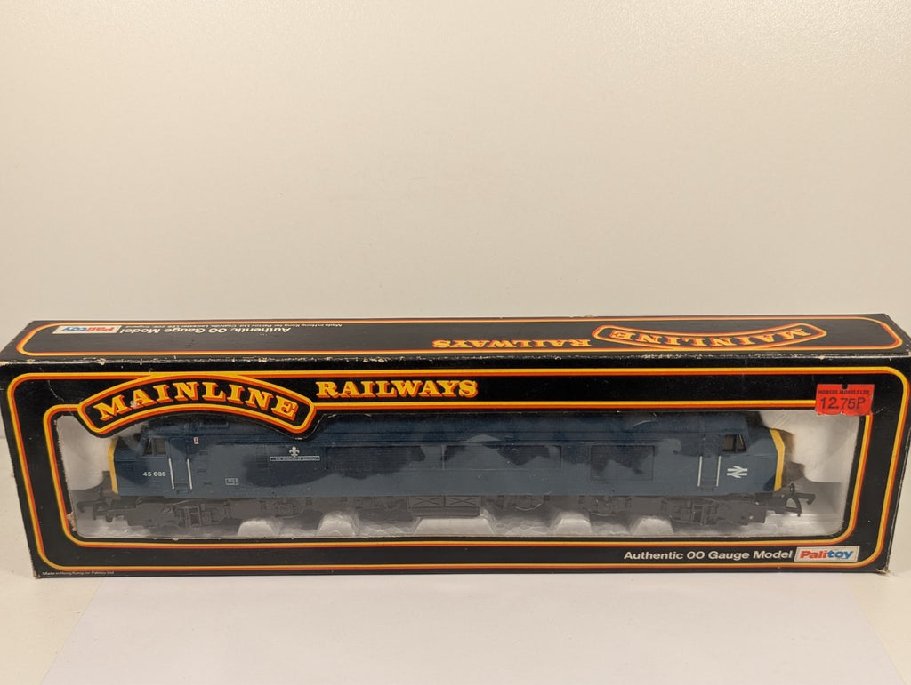 Mainline Railways Class 45 "The Manchester Regiment" BR Blue Diesel Locomotive