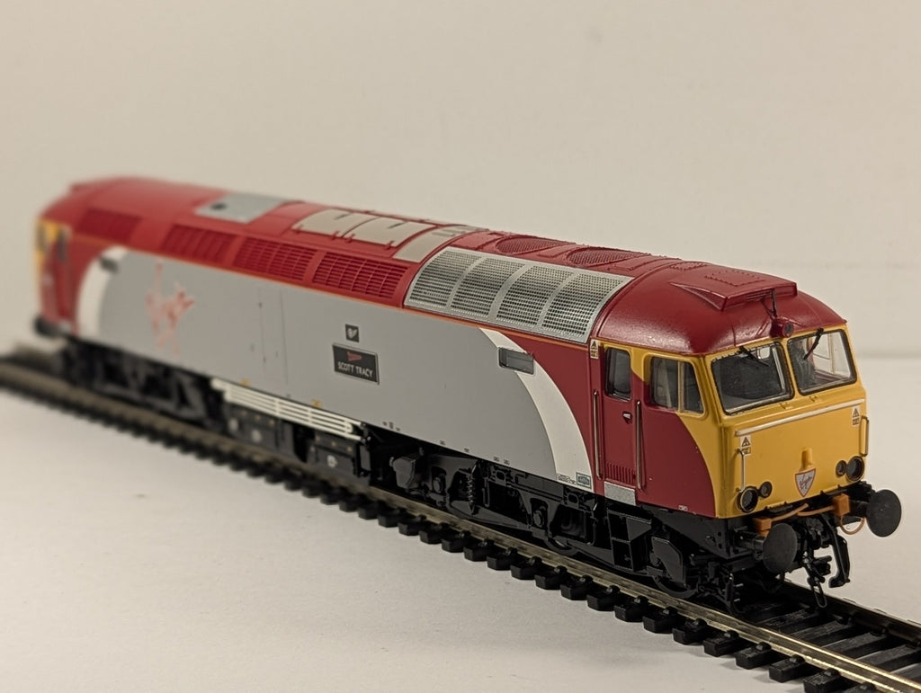 Bachmann OO Gauge Class 57/0 57301 'Scott Tracy' Diesel Locomotive Virgin Trains