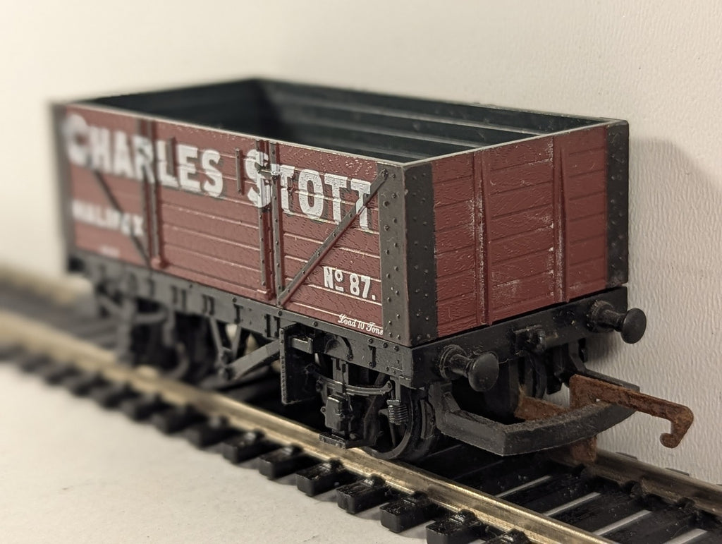 Hornby OO Gauge 5 Plank Open Wagon Charles Stott Goods Wagon 87