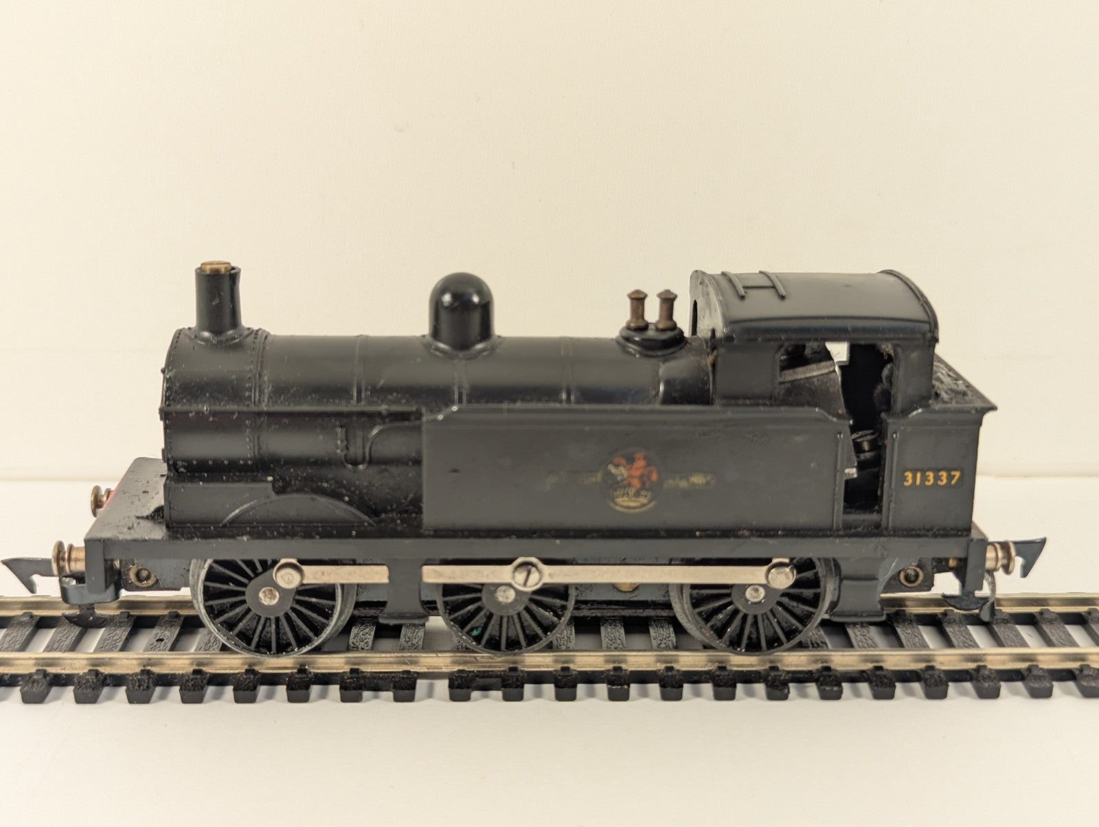 Wrenn W2205 OO Gauge BR Black SECR R1 Tank Locomotive - Non-Runner