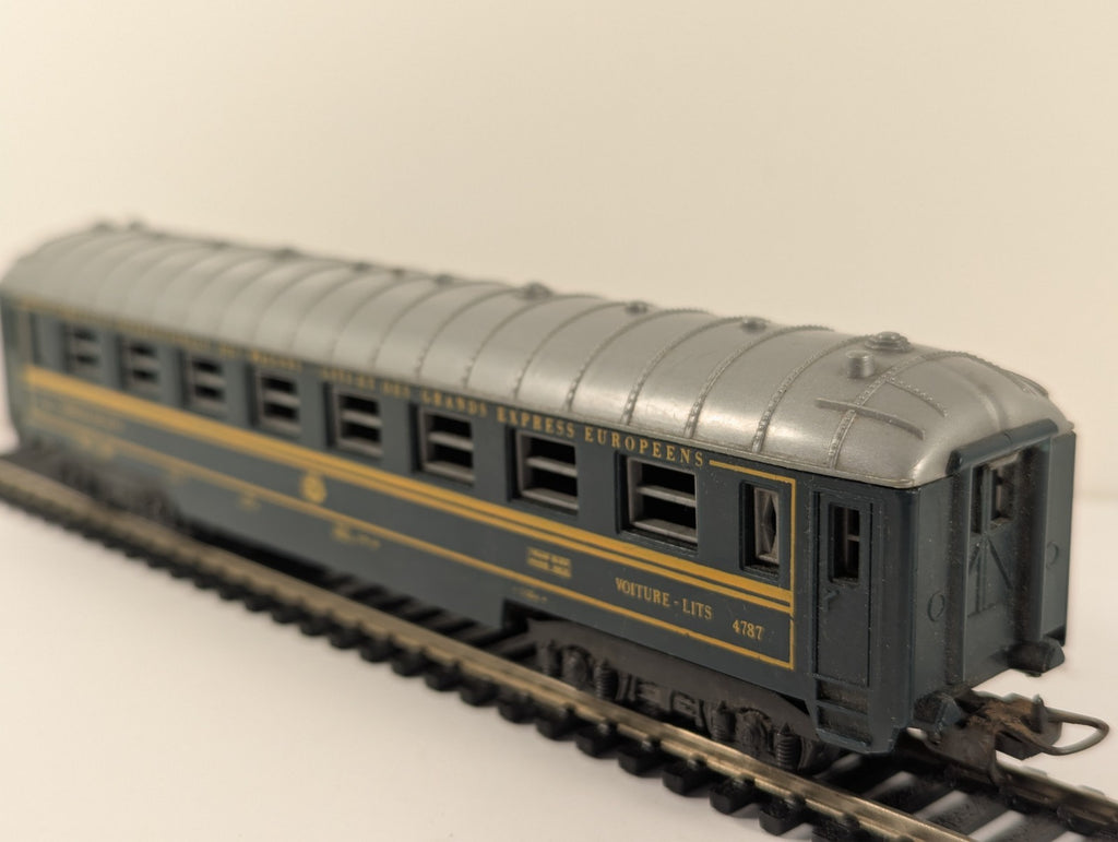 Lima HO Gauge CIWL Sleeping Car 4787