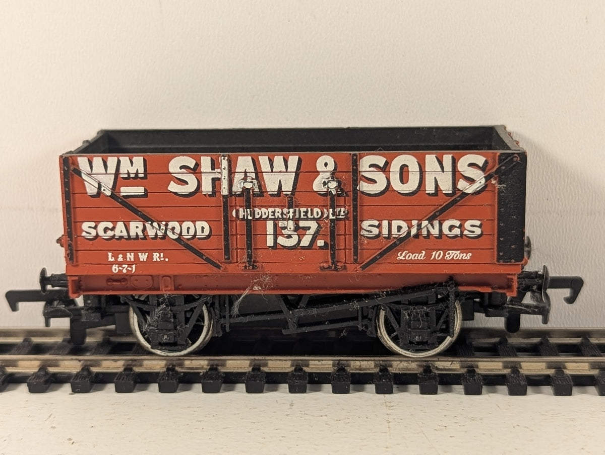 Bachmann OO Gauge 7 Plank Open Wagon Wm Shaw & Sons Goods Wagon 137