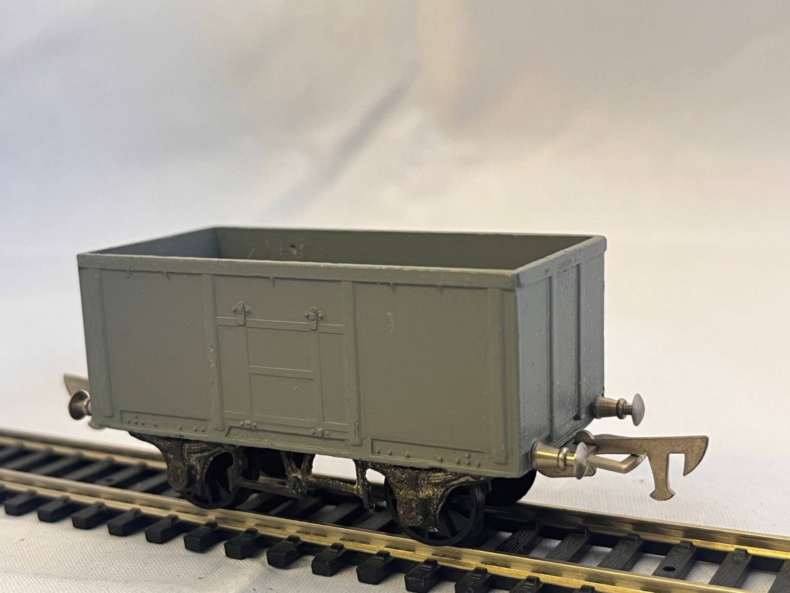 Graham Farish OO Gauge 16 Ton Steel Mineral Wagon
