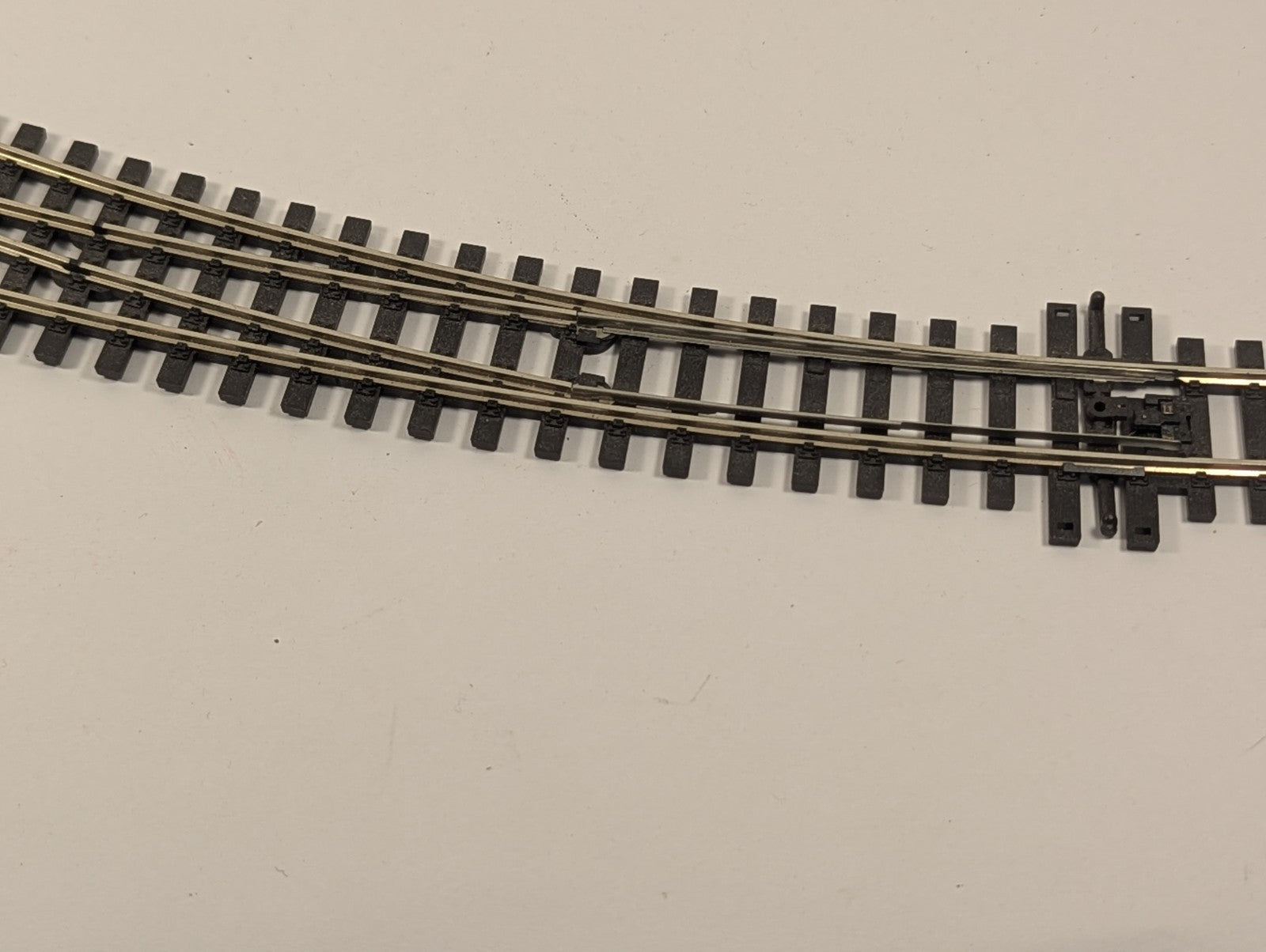 Peco SL-E387 HOe Gauge Code 55 Left Hand Curved Point
