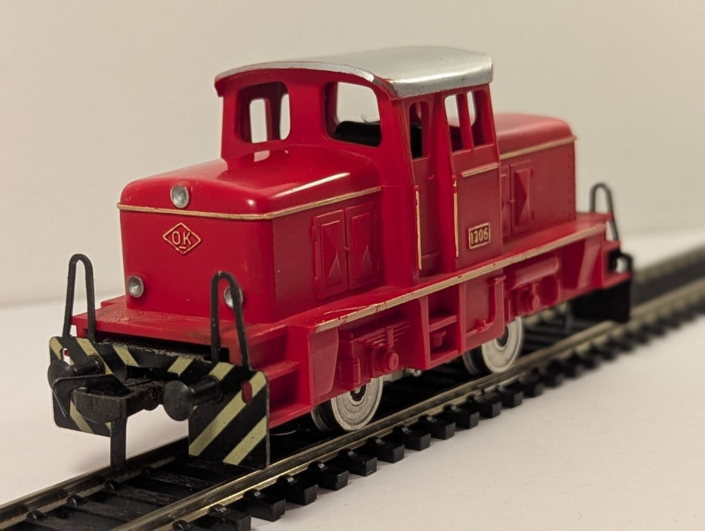 Fleischmann HO Gauge O&K Diesel Shunter Locomotive 1306 Red