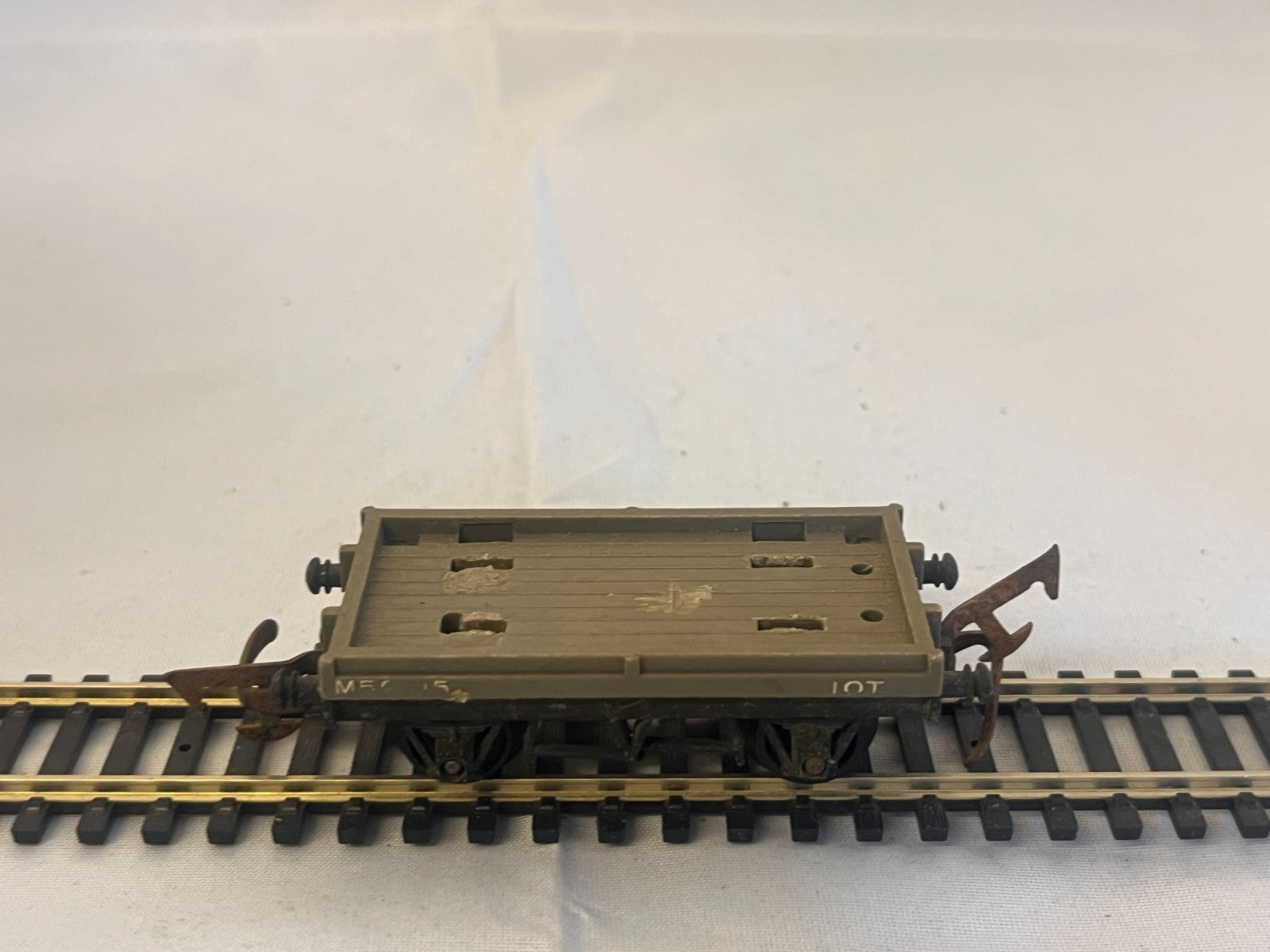 Tri-ang Railways R17/18 OO Gauge Bolster Wagon