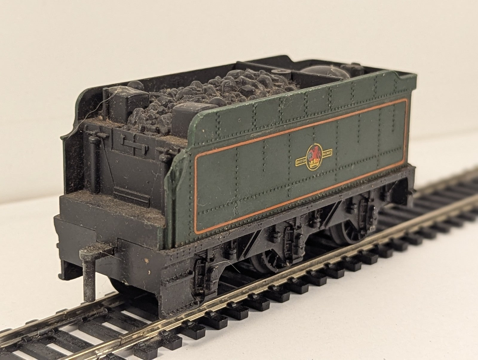 Tri-ang OO Gauge 6-Wheel Tender BR Green
