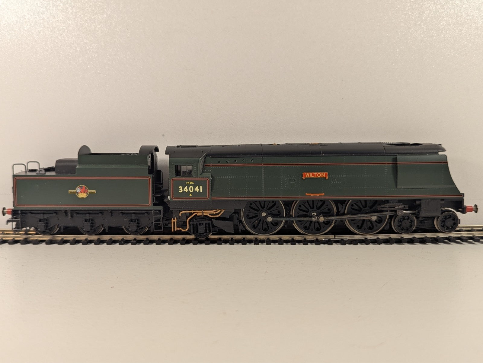 Hornby R2218 West Country Class Bulleid Pacific Wilton - Boxed