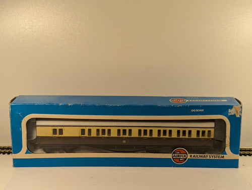 Airfix 54250-0 OO Gauge GWR Class B Suburban Brake Coach Boxed