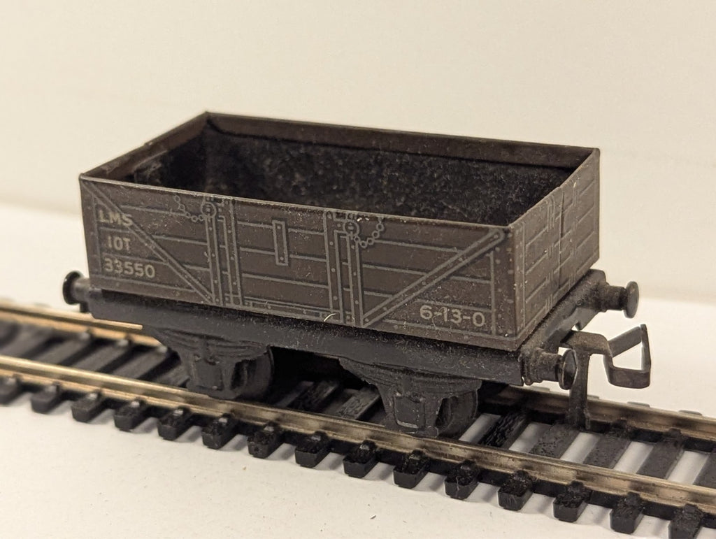 Trix OO Gauge LMS 5 Plank Open Mineral Wagon