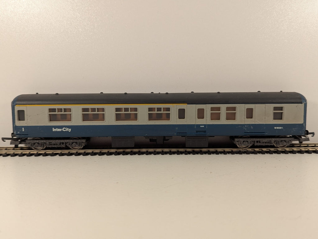 Lima L305303 OO Gauge Mk2B Brake Corridor 1st Coach Blue & Grey