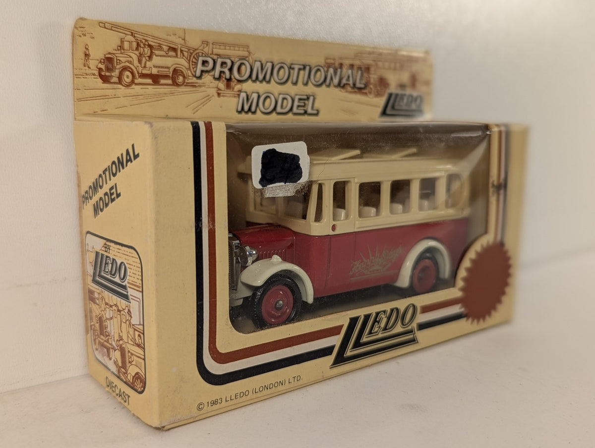 Lledo Vintage Coach Die-cast Model Austin's Happy Days