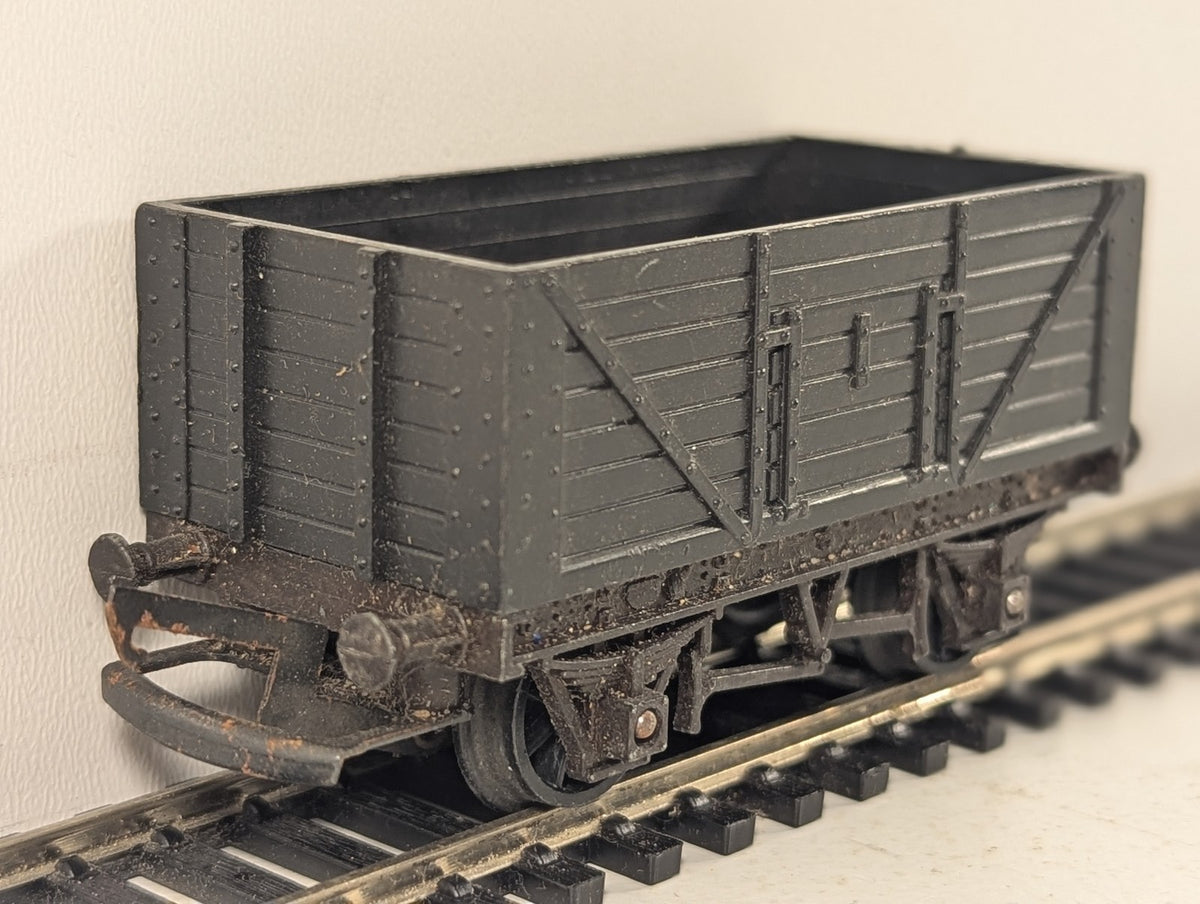 Tri-ang Convertor 5 Plank Open Wagon Goods Wagon Black R.10/13