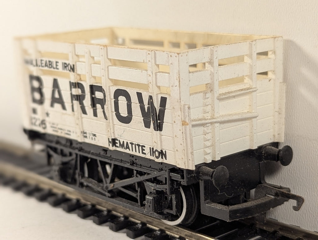 Hornby OO Gauge Barrow Coke Wagon Wagons 1226 Barrow Haematite Steel Co. R235