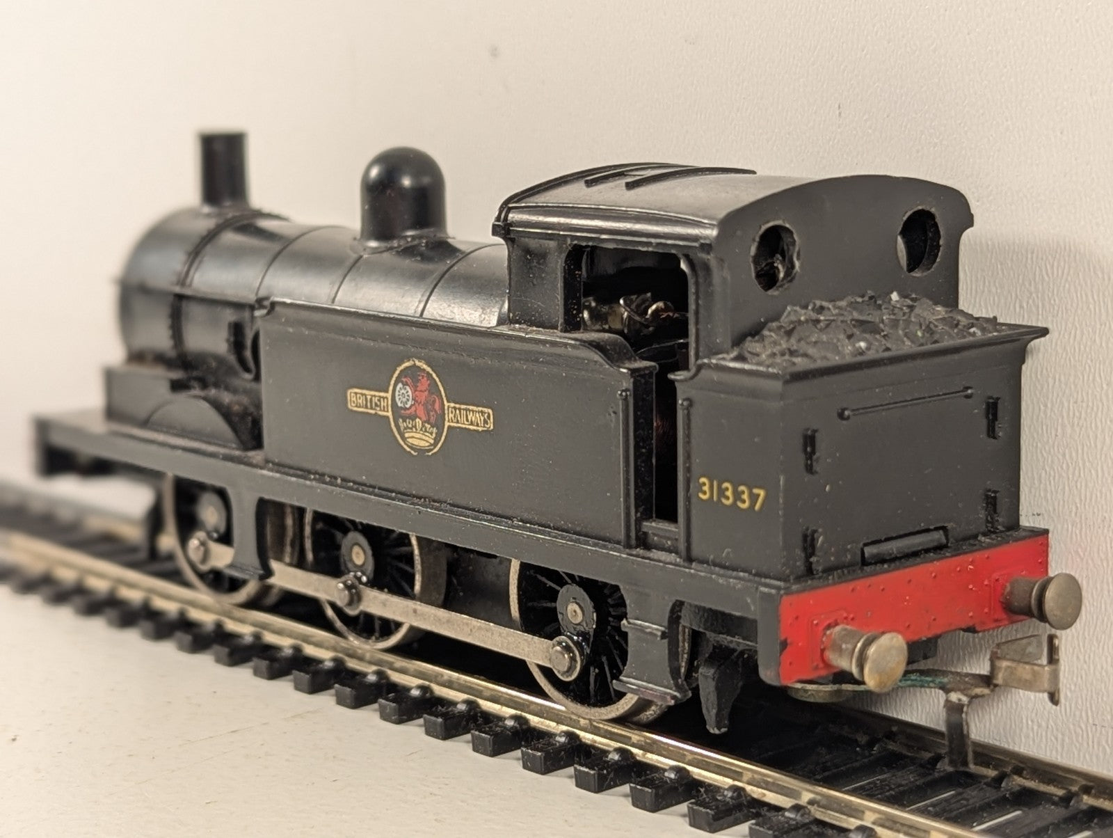 Hornby Dublo OO Gauge Class R1 0-6-0T Steam Locomotive 31337
