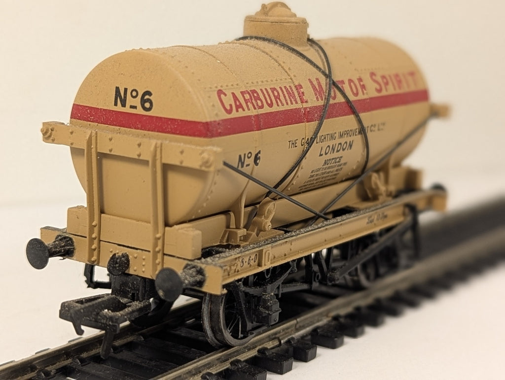 Bachmann OO Gauge 12 Ton Tank Wagon 6 Carburine Motor Spirit 37-079