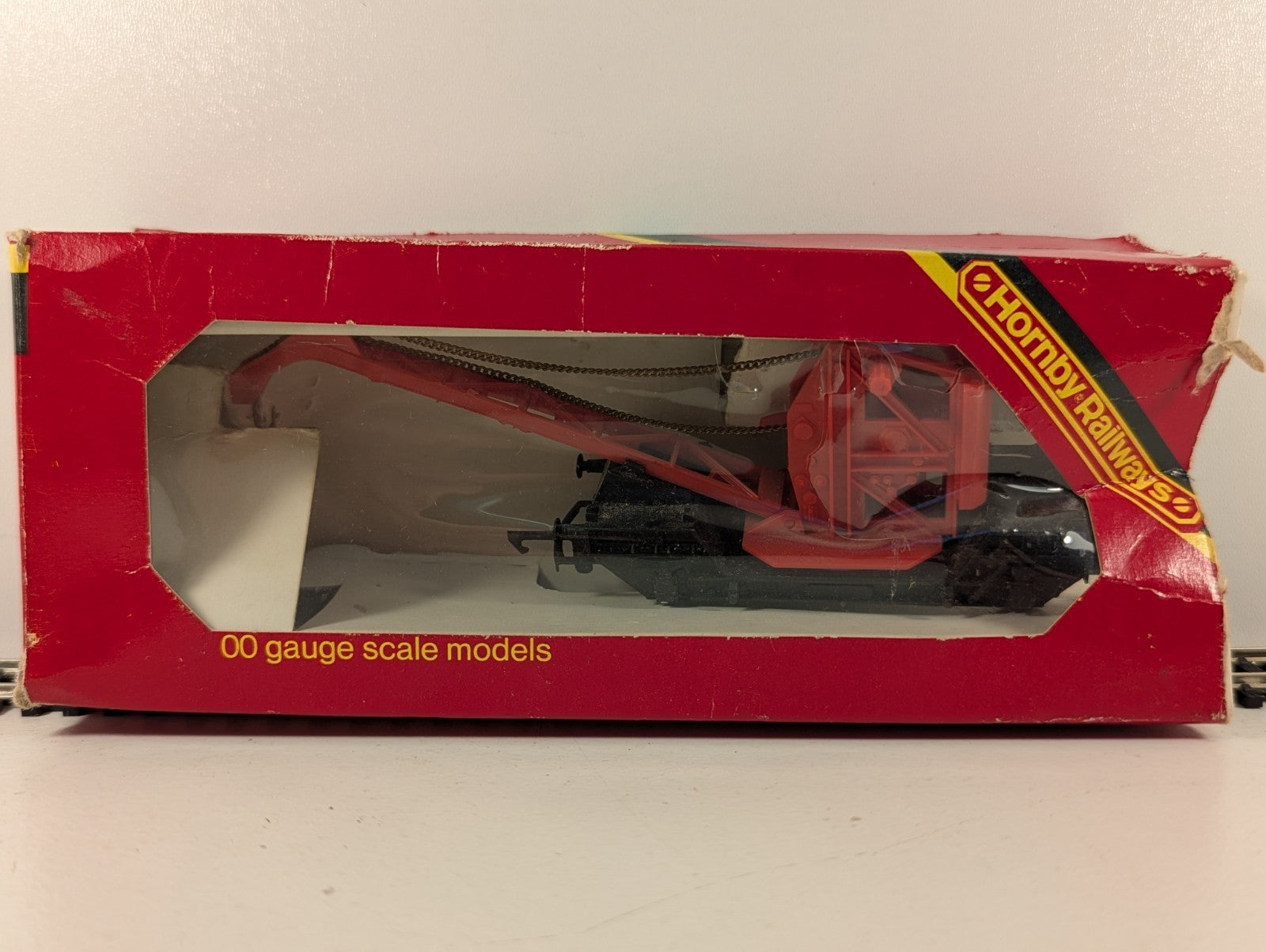 Hornby OO Gauge Operating Crane Wagon Goods Wagon Red R127