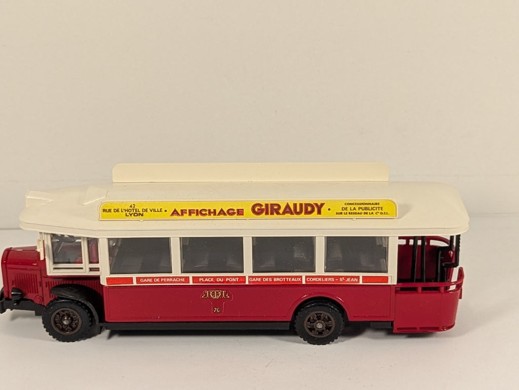 Solido Renault TN6C Bus Lyonnais Livery 1:50 - Boxed