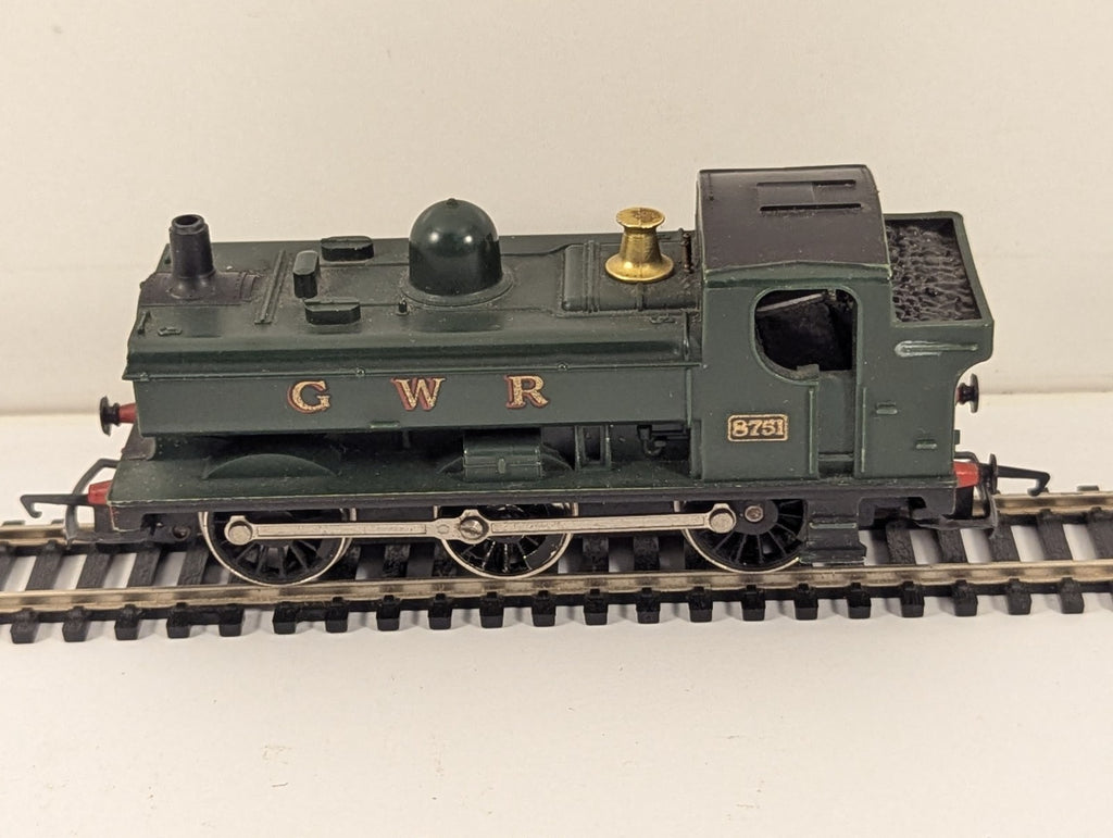 Hornby GWR 8751 Pannier Tank Locomotive OO Gauge - Needs Attention