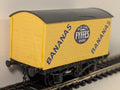Peco OO Gauge Fyffes Bananas Van - Missing Couplings
