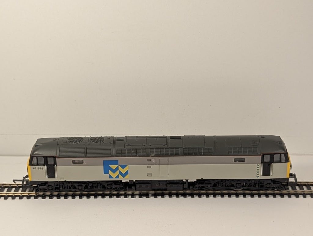 Lima OO Gauge Class 47 Diesel Locomotive 47 599 Mainline Freight