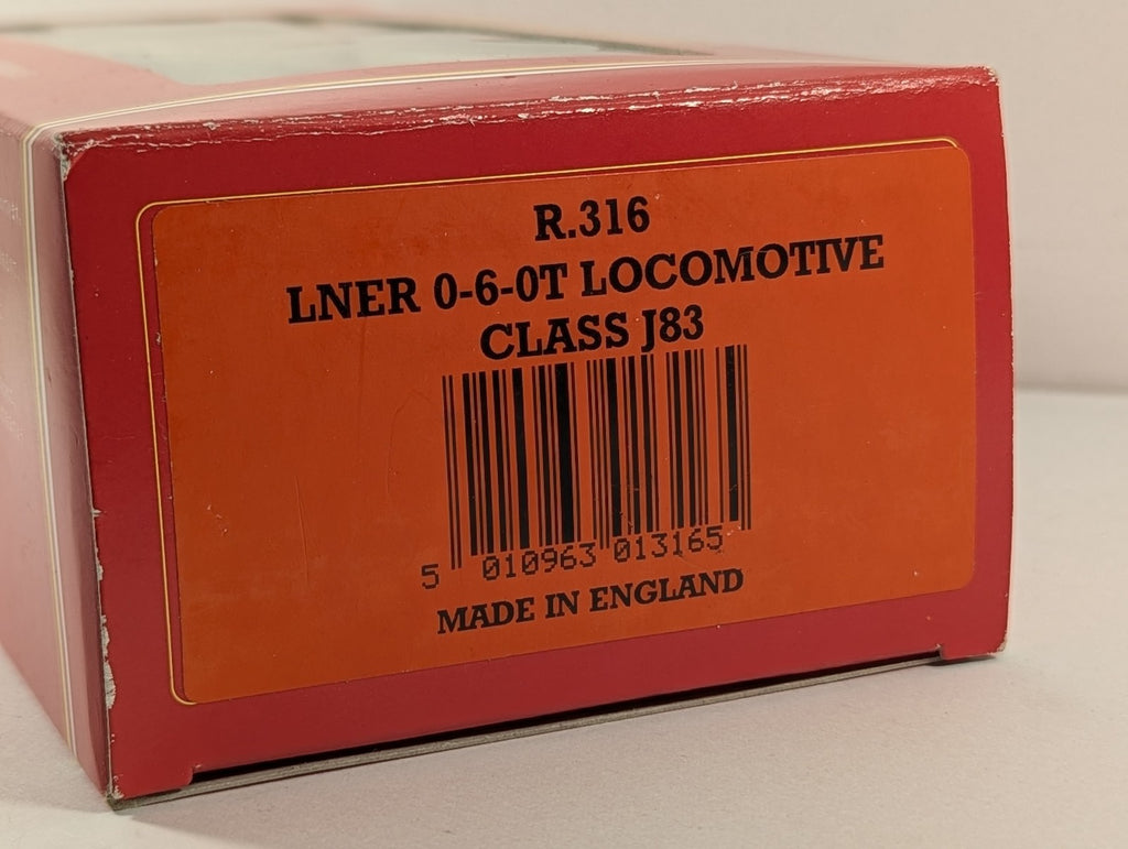 Hornby OO Gauge LNER Class J83 0-6-0T Steam Locomotive 8473 LNER Green R.316