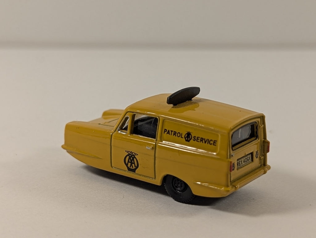 Oxford Diecast 1:76 Scale / OO Gauge Reliant Regal Supervan