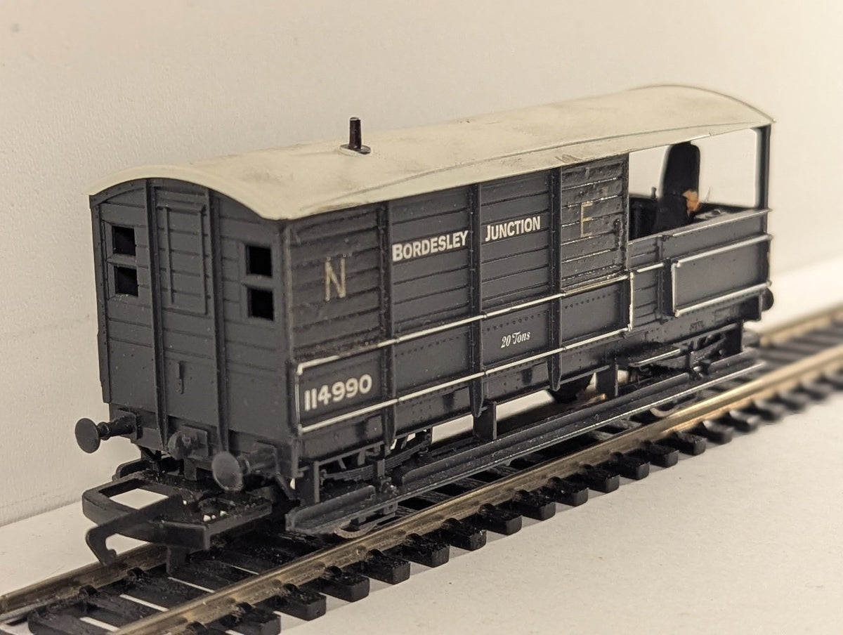 Hornby OO Gauge LNER 20 Ton Brake Van 'Bordesley Junction' 114990 NE Grey