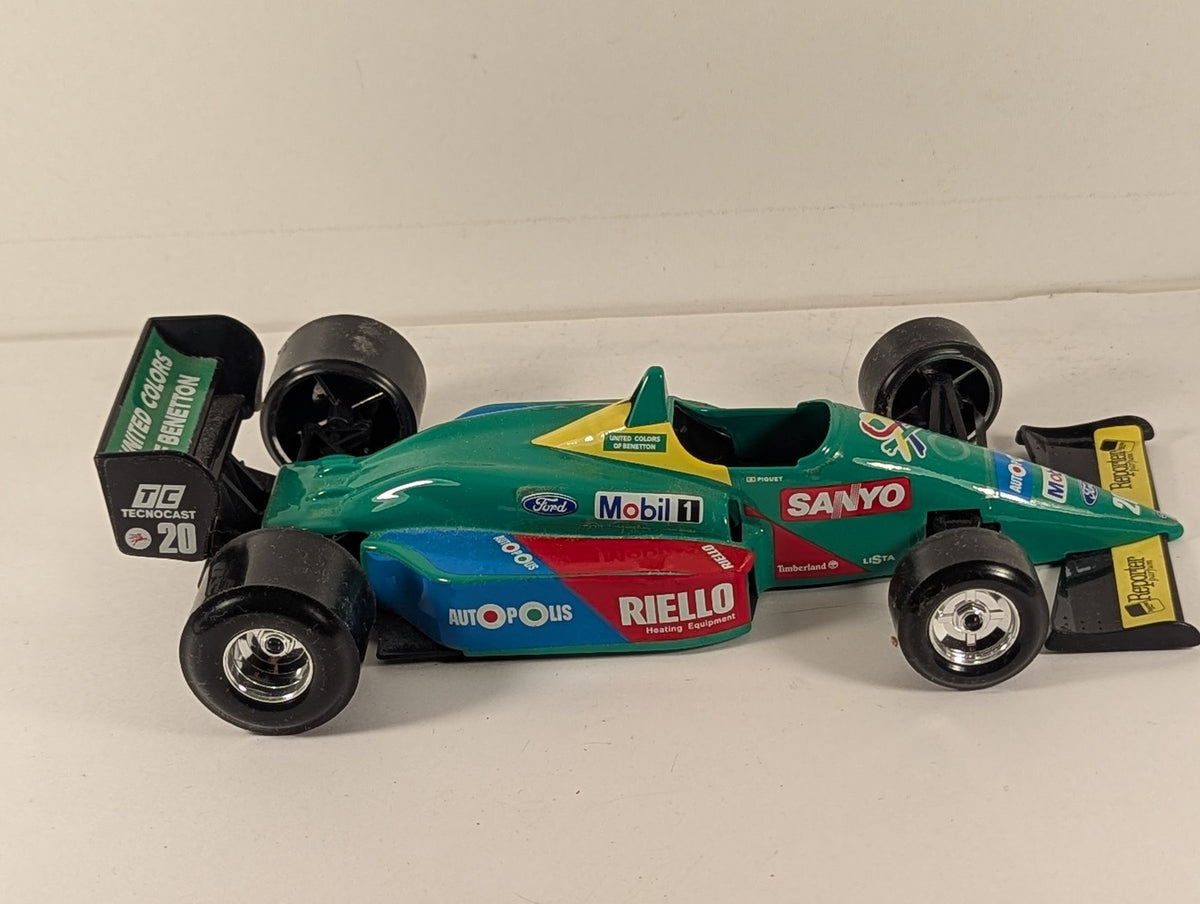 Bburago 1:24 Benetton Ford B188 Die-cast Model Car 20
