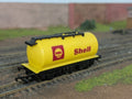 Hornby R227 OO Gauge Shell Tank Wagon